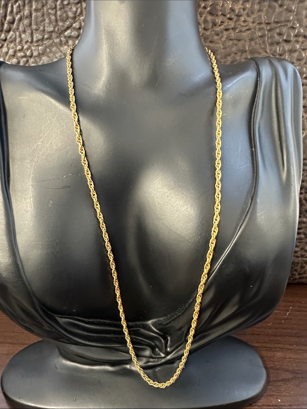 Vintage Avon Gold Tone Rope Chain Necklace - Women's Jewelry